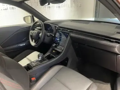 Photo 12 Lexus Lbx  1.5 136ch Emotion 2WD
