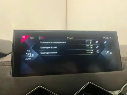 Photo 13 DS DS 3  Crossback PureTech 130ch Performance Line + Automatique