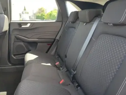 Photo 14 Ford Kuga  2.5 Duratec 180ch Hybrid FlexiFuel Titanium Business Powershift