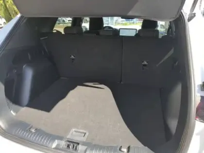 Photo 11 Ford Kuga  2.5 Duratec 180ch Hybrid FlexiFuel Titanium Business Powershift
