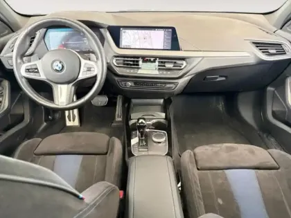 Photo 9 BMW Serie 1 Série 1 118dA 150ch M Sport