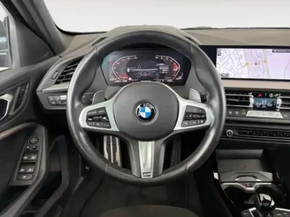 Photo 11 BMW Serie 1 Série 1 118dA 150ch M Sport