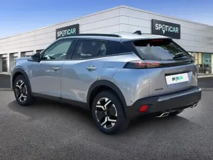Photo 6 Peugeot 2008  1.2 Hybrid 136ch Allure e-DCS6