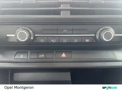Photo 10 Opel Vivaro  Fg M 2.2 Diesel 150ch automatique