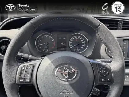 Photo 12 Toyota Yaris  110 VVT-i Design Y20 5p RC19