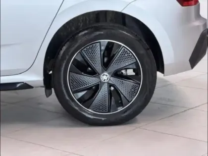 Photo 9 Skoda Kamiq  1.0 TSI Evo 2 116ch Monte Carlo DSG7