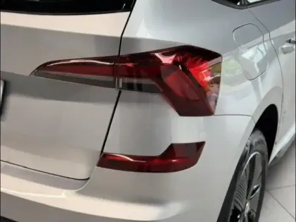Photo 12 Skoda Kamiq  1.0 TSI Evo 2 116ch Monte Carlo DSG7