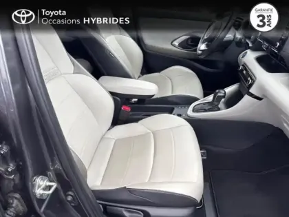 Photo 5 Toyota Yaris  116h Iconic 5p