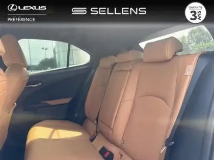 Photo 11 Lexus UX  250h Le 2WD