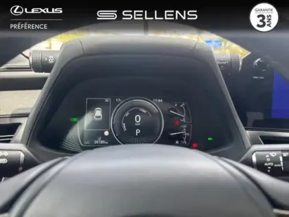 Photo 13 Lexus UX  250h Le 2WD