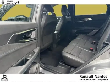 Photo 28 Renault Espace  1.2 E-Tech full hybrid 200ch Techno 7 places