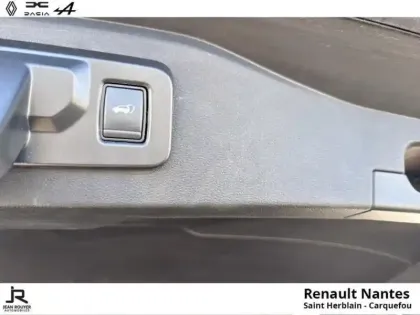 Photo 10 Renault Espace  1.2 E-Tech full hybrid 200ch Techno 7 places