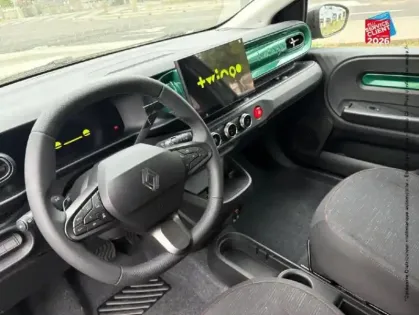 Photo 14 Renault Twingo  E-Tech Electrique 80ch Techno autonomie urbaine