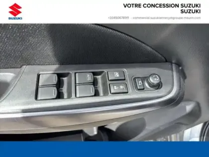 Photo 8 Suzuki Swift  1.2 Dualjet Hybrid 83ch Pack Auto