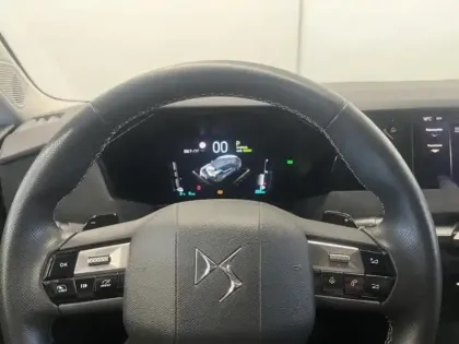 Photo 10 DS DS 4  E-TENSE 225ch Performance Line