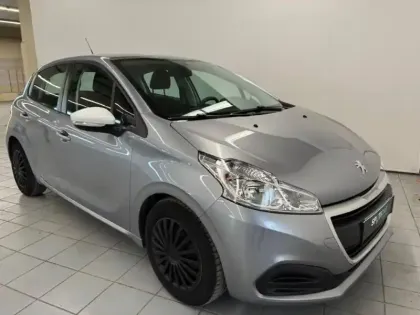 Photo 5 Peugeot 208  1.2 PureTech 68ch E6.c Like 5p