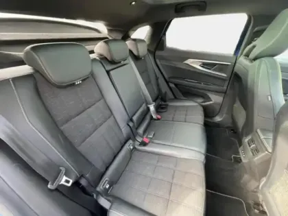 Photo 10 Renault Austral  1.2 E-Tech full hybrid 200ch Iconic