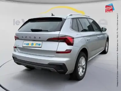 Photo 5 Skoda Kamiq  1.0 TSI Evo 2 116ch Selection Camera CarPlay