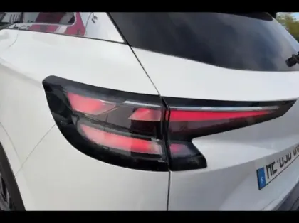 Photo 13 Renault Austral  1.2 E-Tech full hybrid 200ch Techno - 25