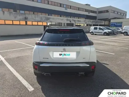 Photo 33 Peugeot 2008  PureTech 155 S&S EAT8