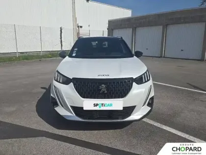 Photo 31 Peugeot 2008  PureTech 155 S&S EAT8