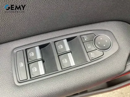 Photo 11 Renault Captur  TCe 100