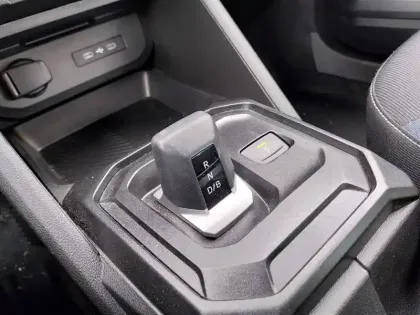 Photo 19 Dacia Duster  Hybrid 140