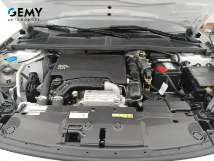 Photo 14 Peugeot 308  SW PureTech 110ch S&S BVM6
