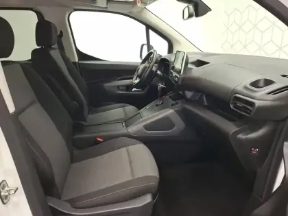 Photo 23 Toyota Proace  City Verso Medium 1.2L 130  VVT-i BVA8