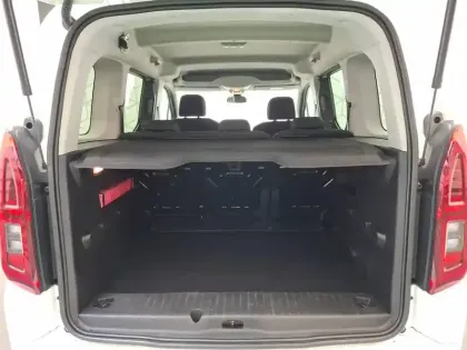 Photo 18 Toyota Proace  City Verso Medium 1.2L 130  VVT-i BVA8
