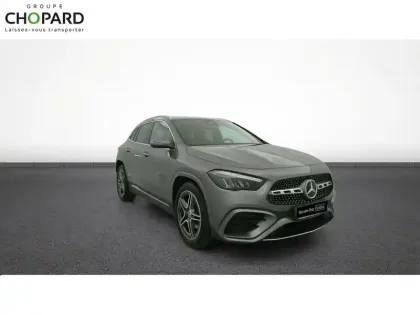 Photo 11 Mercedes GLA  180 d 8G-DCT