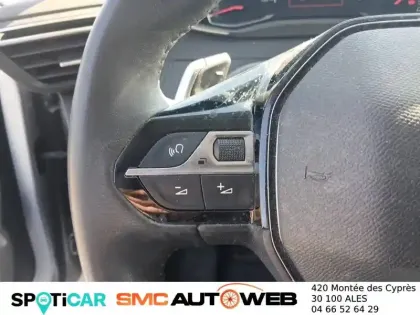 Photo 16 Peugeot 208  PureTech 100 S&S EAT8