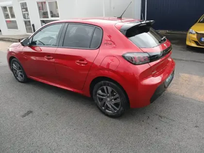 Photo 6 Peugeot 208  PureTech 100 S&S EAT8