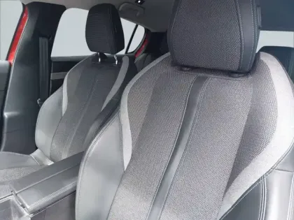 Photo 10 Peugeot 308  PHEV 180 e-EAT8
