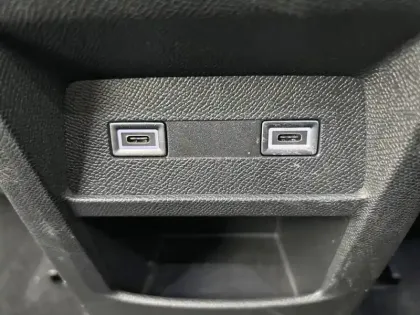 Photo 37 Peugeot 308  PHEV 180 e-EAT8