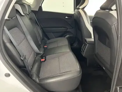 Photo 24 Renault Captur  TCe 140 - 21