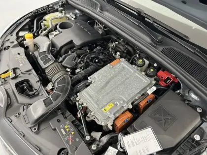 Photo 40 Renault Clio  E-Tech 140 - 21