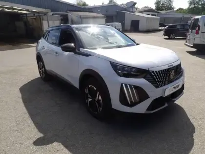 Photo 6 Peugeot 2008  Hybrid 136 e-DCS6