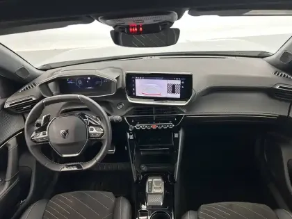 Photo 43 Peugeot 2008  Hybrid 136 e-DCS6