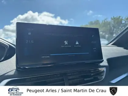 Photo 23 Peugeot 3008  Hybrid 136 e-DCS6