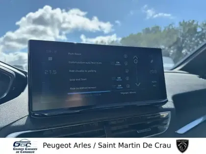 Photo 20 Peugeot 3008  Hybrid 136 e-DCS6