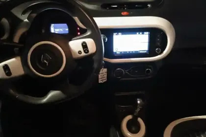 Photo 31 Renault Twingo  III Achat Intégral - 21