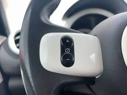 Photo 19 Renault Twingo  III Achat Intégral - 21
