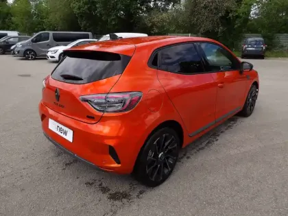 Photo 5 Renault Clio  E-Tech full hybrid 145 ch GSR2