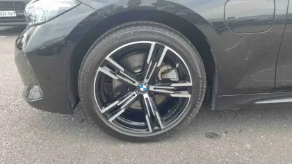 Photo 32 BMW Serie 3 330e xDrive 292 ch BVA8