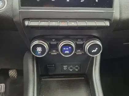 Photo 41 Renault Captur  TCe 90 - 21