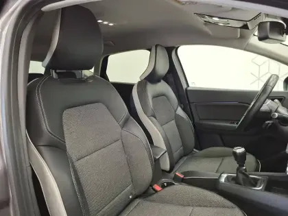 Photo 31 Renault Captur  TCe 90 - 21