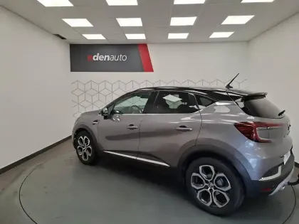 Photo 15 Renault Captur  TCe 90 - 21