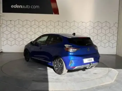 Photo 35 Renault Clio  E-Tech full hybrid 145
