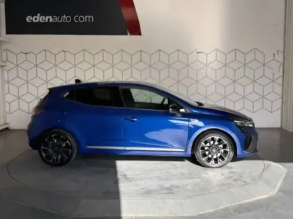 Photo 38 Renault Clio  E-Tech full hybrid 145